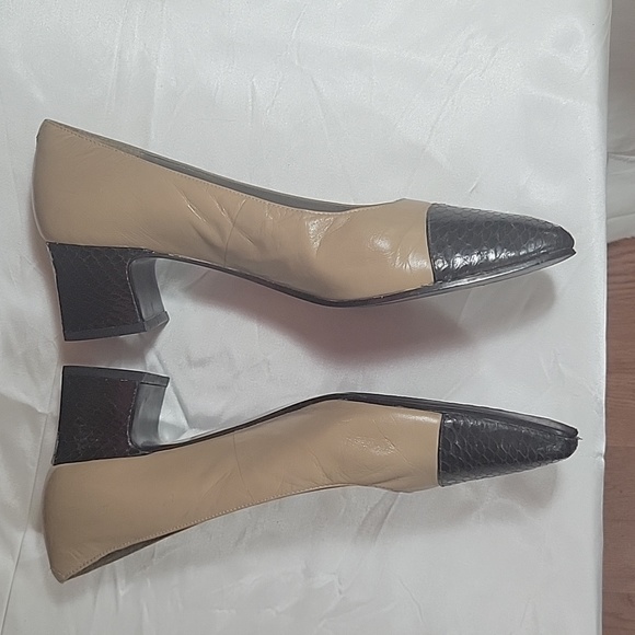 BANDOLINO Beige & Black Size 9N Shoes - Picture 3 of 8